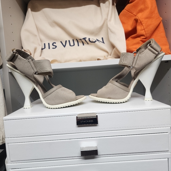 Prada Gabardine Asymmetric Sandals with rubber cone heel - size 36 - worn once! - Picture 3 of 12